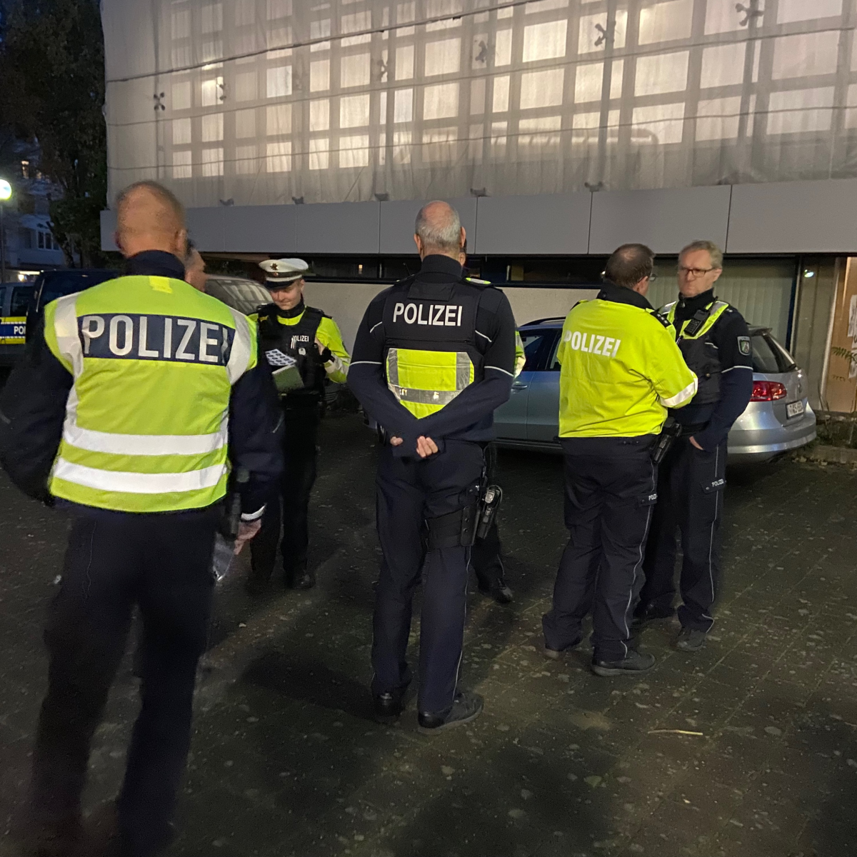 Lichteraktion der Bonner Polizei zu Gast an der BBG 
